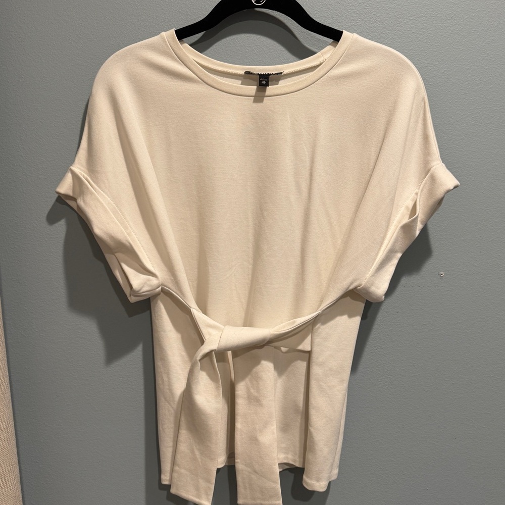 Tie Front Top - Picture 2 of 5